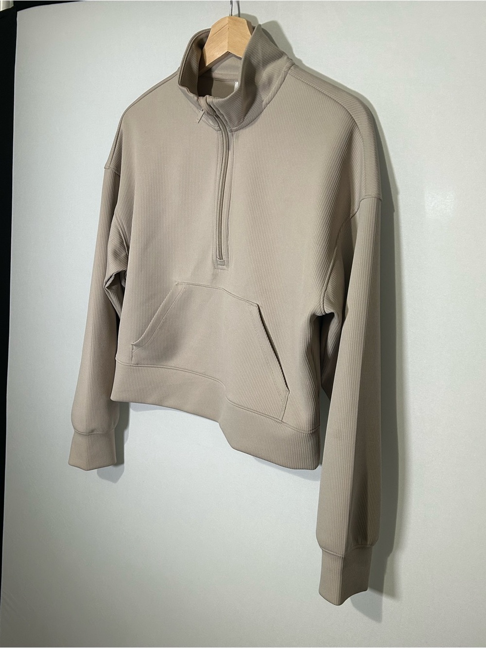 All in Motion Ribbed Cropped Half Zip Pullover Taupe Small - Picture 2 of 10